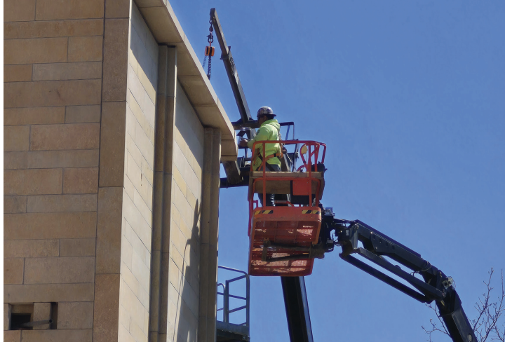 Knobel building for computer science and data analytics nears completion