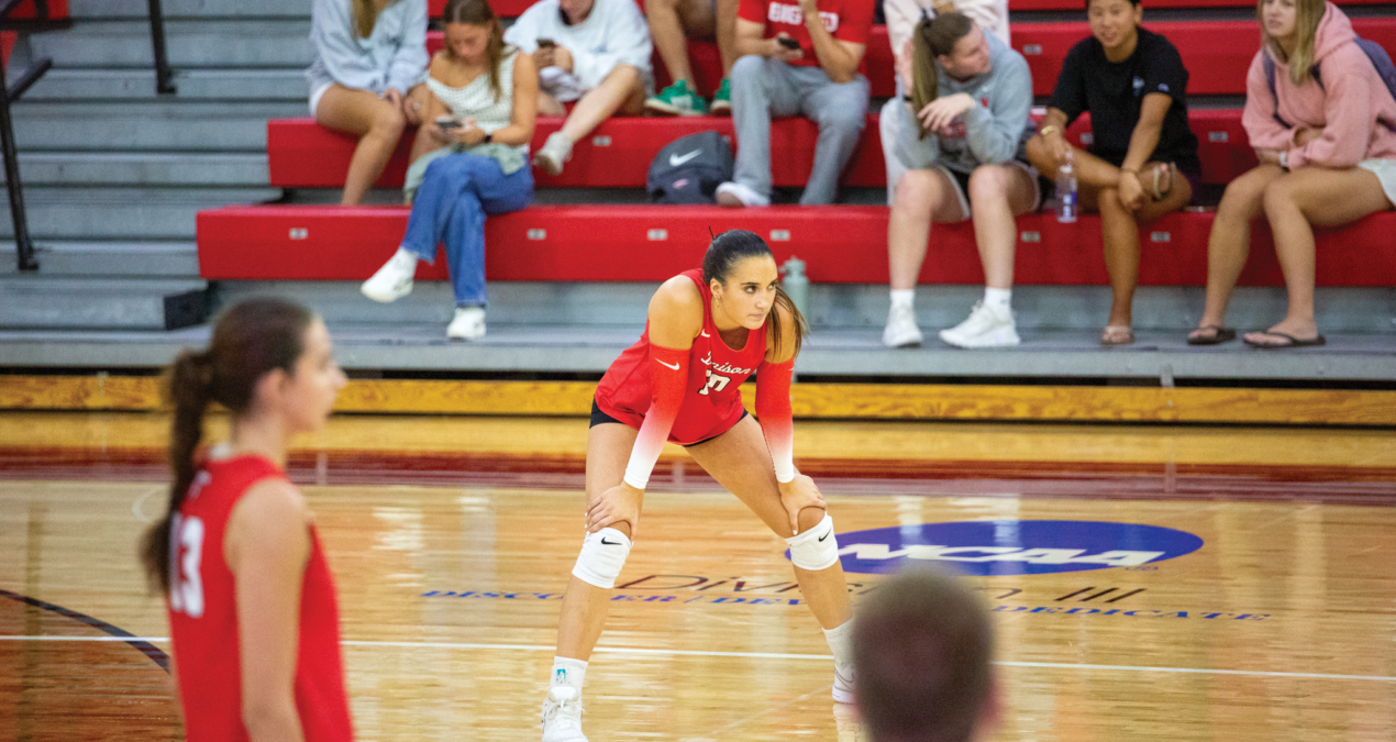 Claire Hamilton ‘27 first in nine years to reach 1,000 kills for volleyball